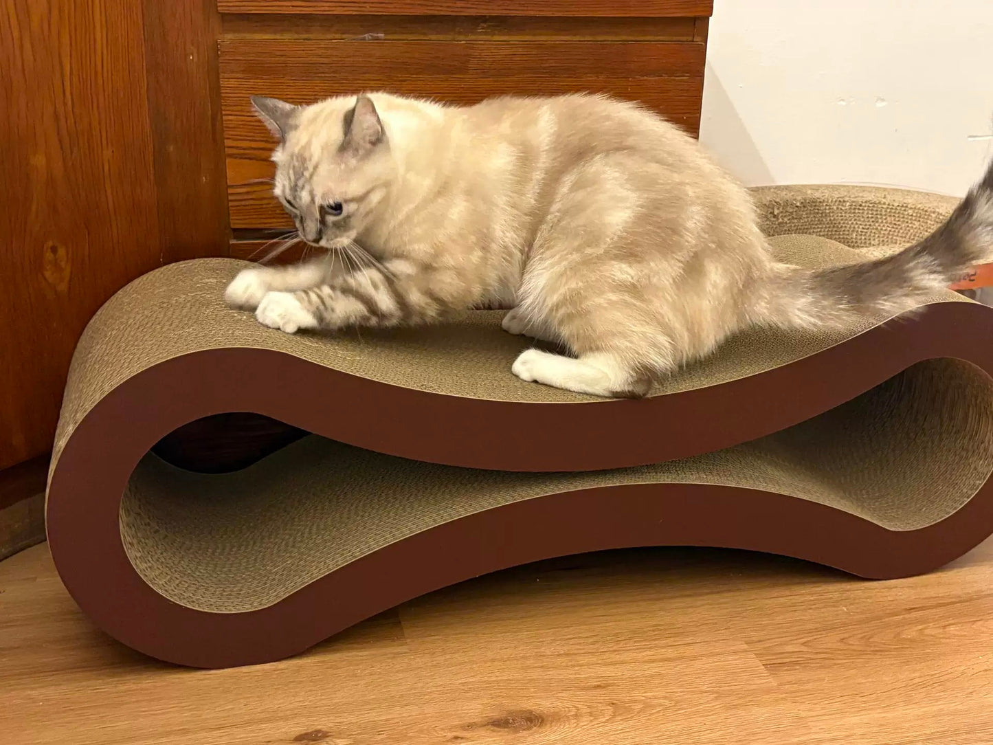 Ultimate Cat Scratcher Lounge 86x26.7x26.7cm